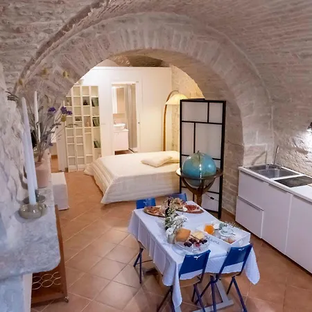 Porta Noe - Centralissimo A فندق مبيت وإفطار 3*
